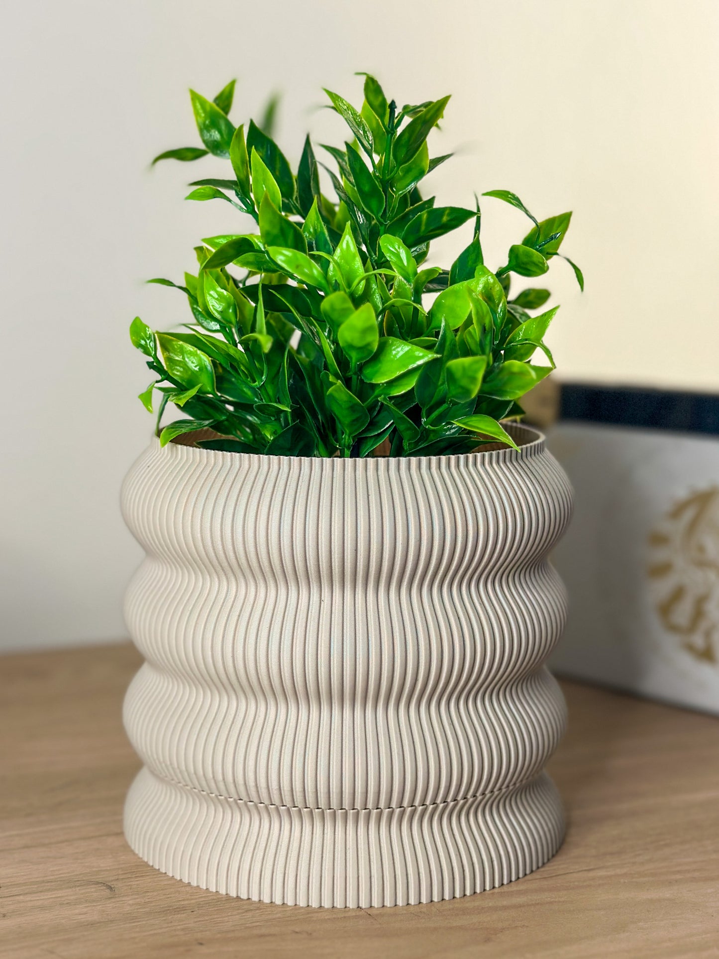 Jordan Planter Pot