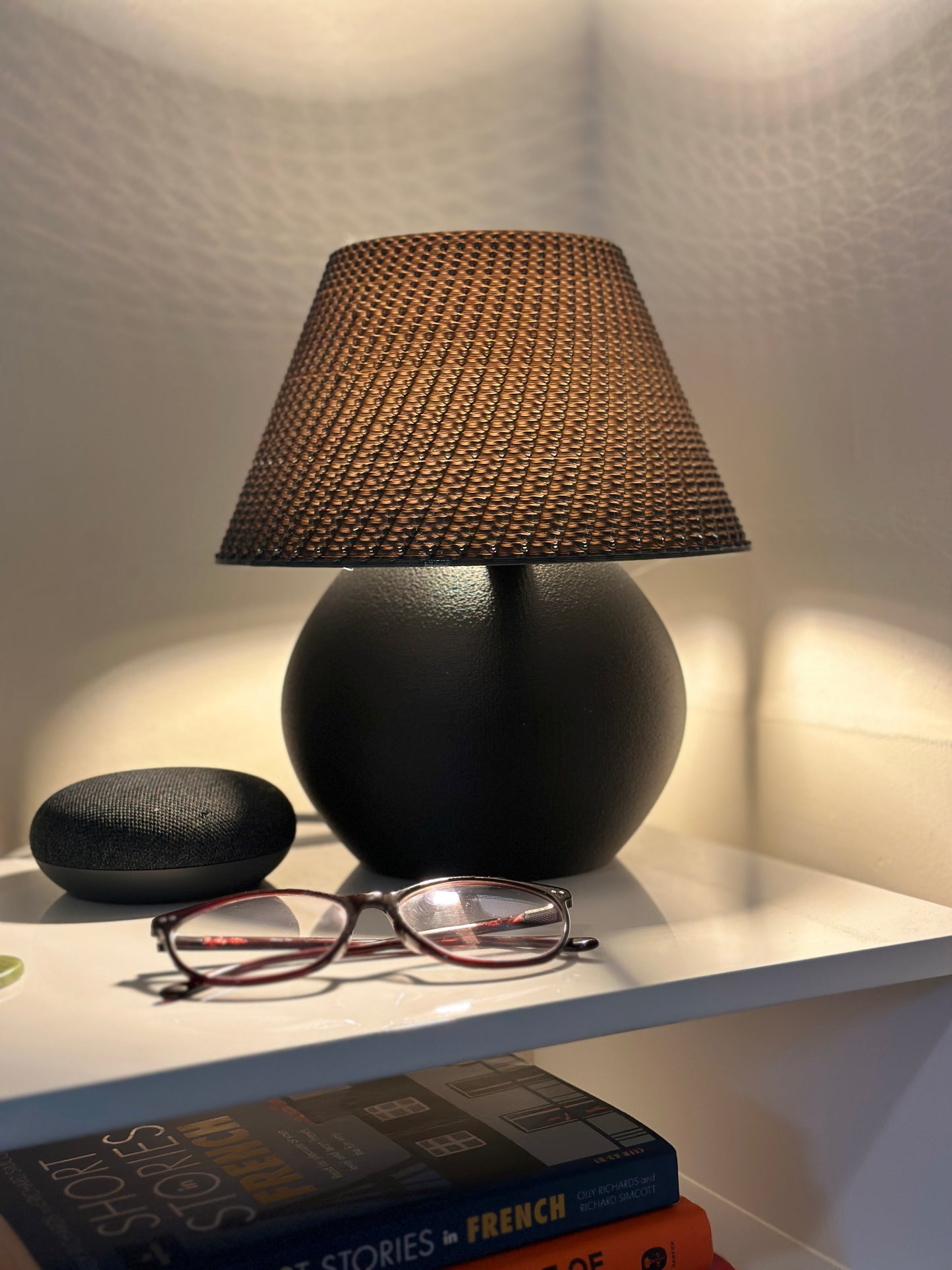 Full Black Tokio Lamp