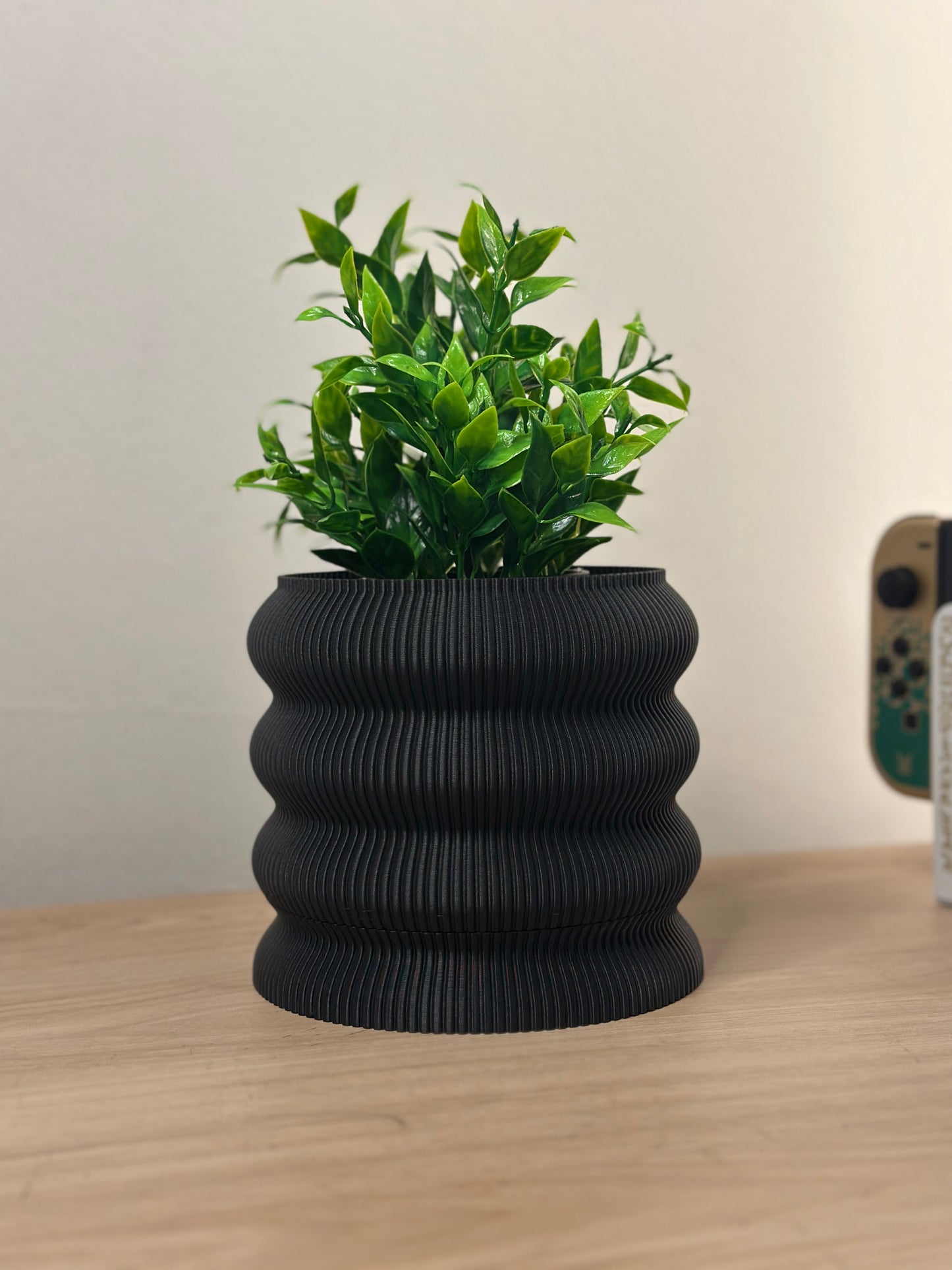 Jordan Planter Pot